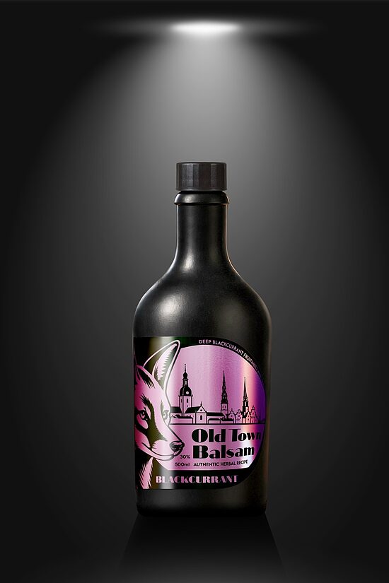 Бальзам Old Town Blackcurrant 0.5L 30%