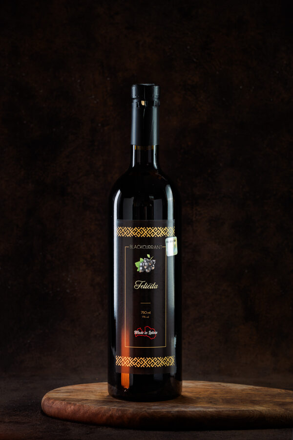 FELICITA Blackcurrant wine 0,75l 9%ALC